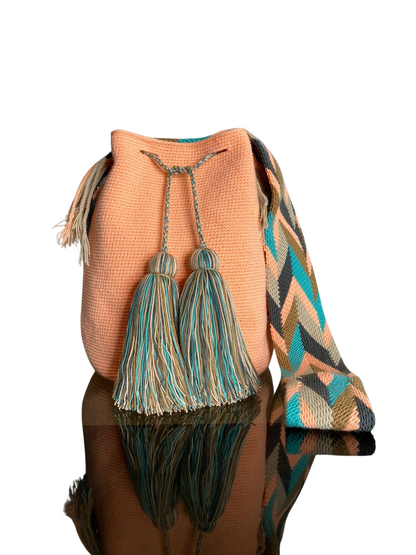 Mochila unicolor mediana 1 campanas